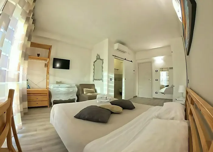 Attico Livorno Bed & Relax Hotel