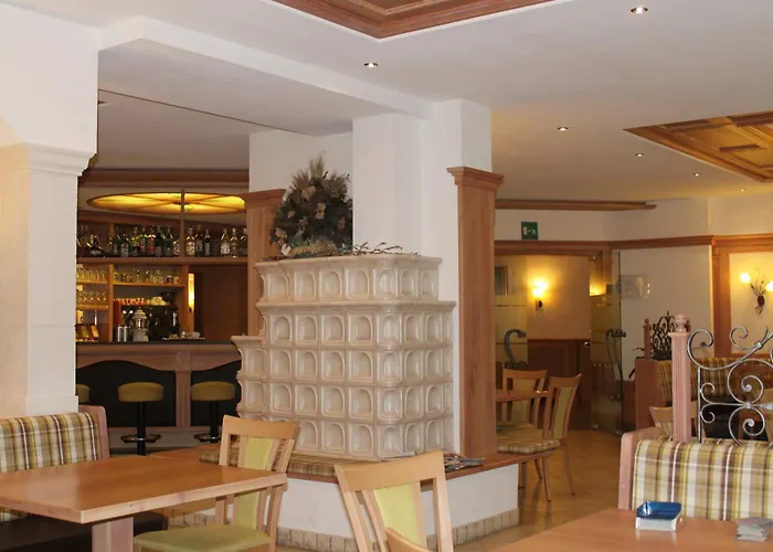 Hotel Canada Pinzolo