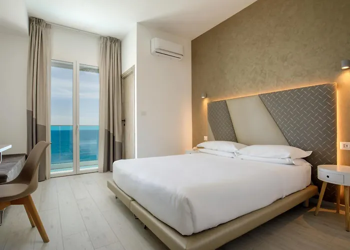 Hotel Tirreno Latina