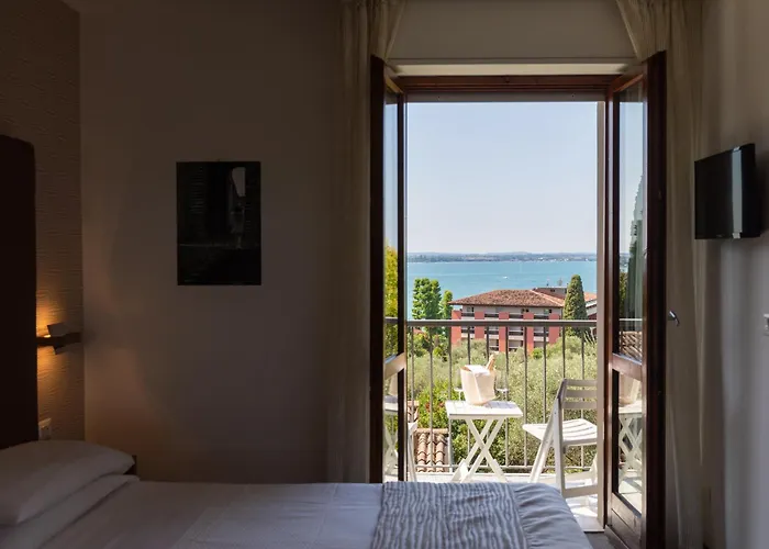 Hotel Villa Maria Sirmione