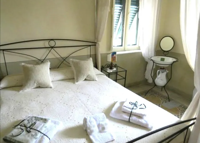 Bed And Breakfast Evelina Lucca