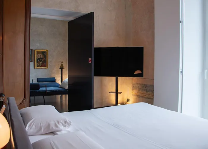 Tutt 'E Sant Luxury Rooms Neapol