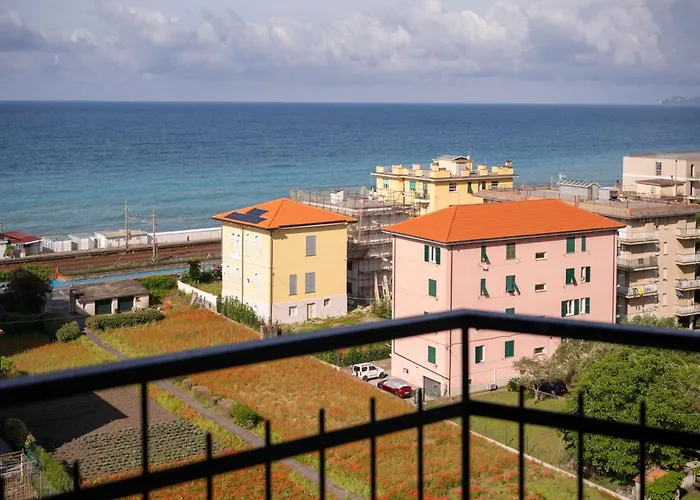 Hotel Mediterraneo Cavi di Lavagna