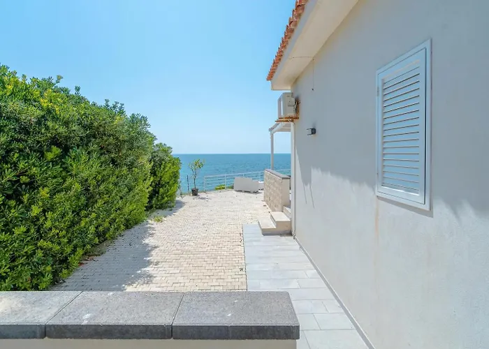 Hotel Il Faraglione Lido di Noto