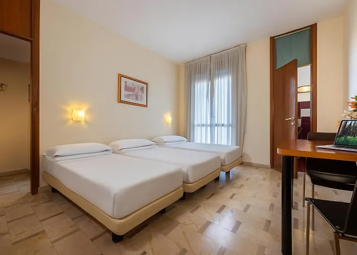 Ih Hotels Milano Aparthotel Argonne Park
