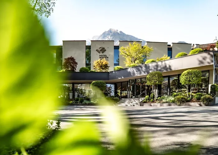 Hotel Wiesenhof Algund