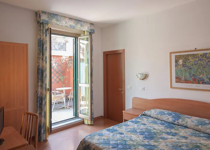 Hotel Tirreno Roma