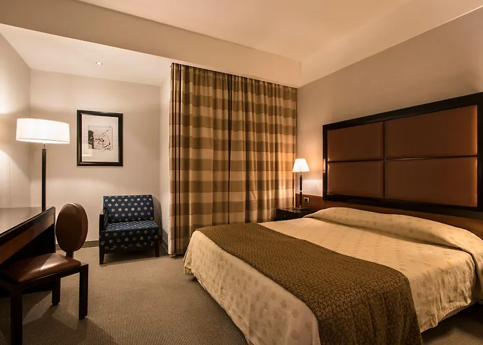 Flyon Hotel & Conference Center Bolonha