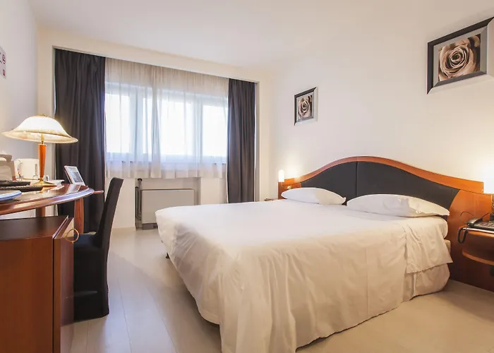 Hotel Donizetti Lallio