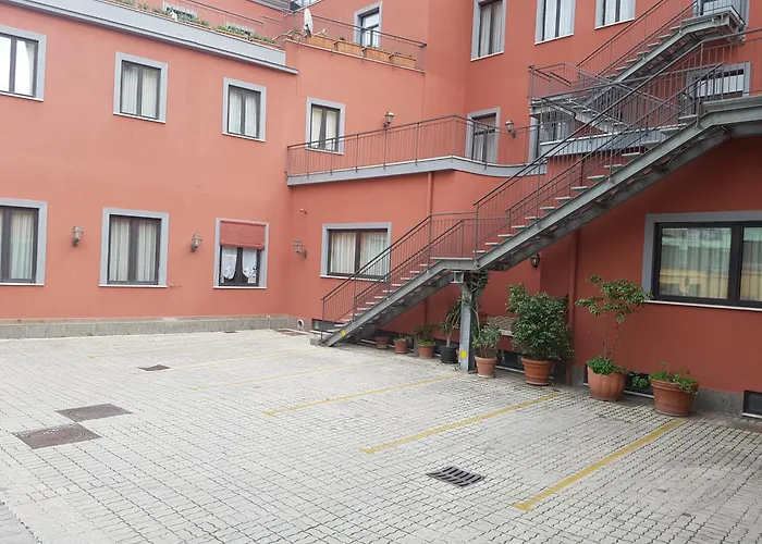 Hotel Nuvo Naples