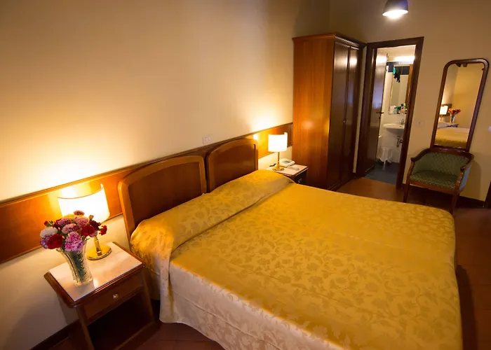 Hotel Teatro Di Pompeo Rzym