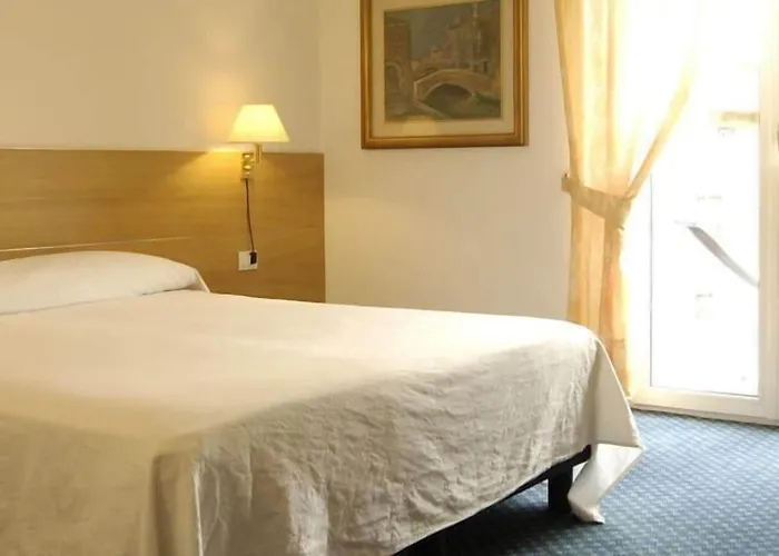 Albergo Al Caminetto Torbole Sul Garda