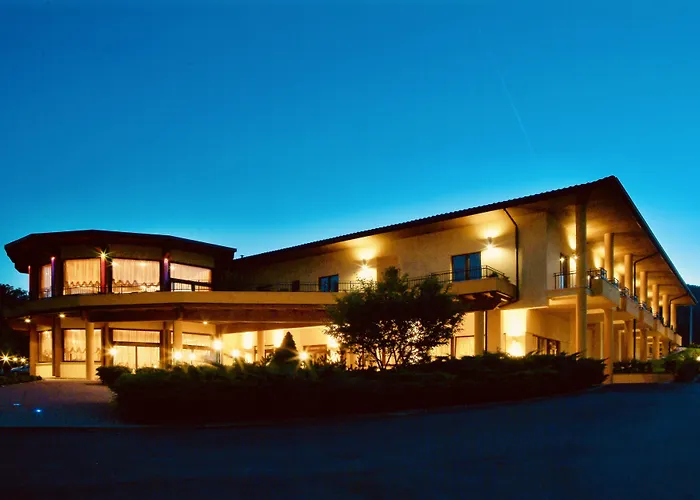 Hotel a Genga (Ancona)