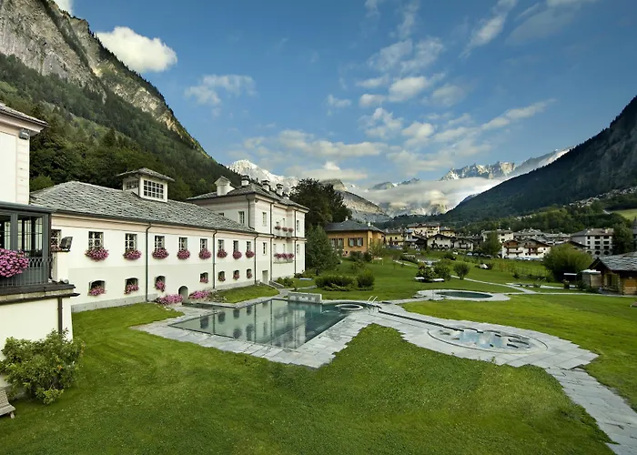 Maison Du-Noyer Chambres Et Tables D'Hotes Aosta