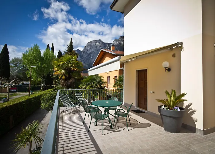 Villa Phoenix - Lake Apartments Riva