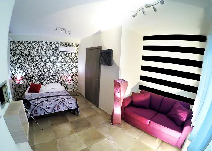 Sweet Home & Wellness Affittacamere Nettuno