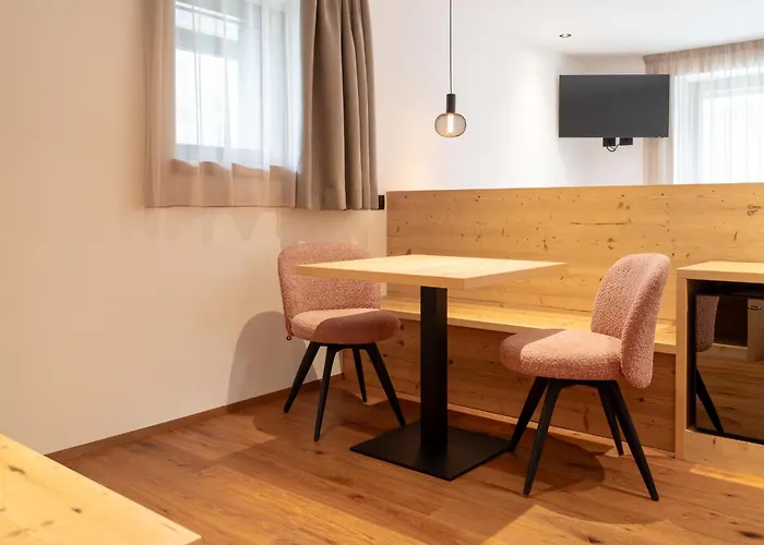 Hotel Ladinia Dolomites View - Adults Only Pozza di Fassa