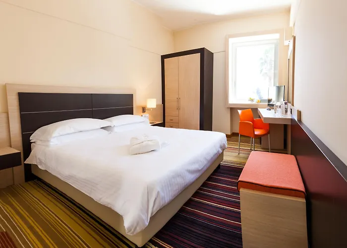 Bv President Hotel Rende