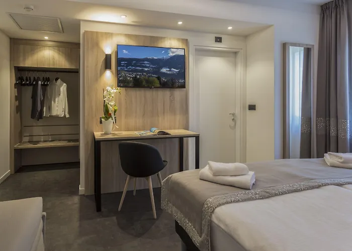 Tourist Hotel Brixen
