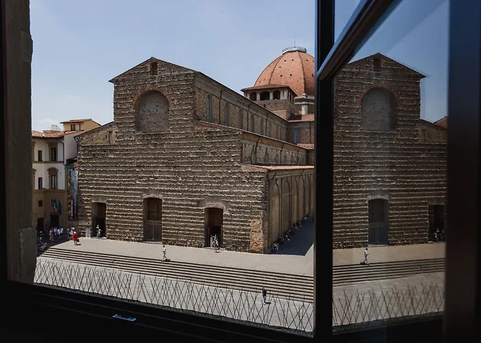 The Artists' Palace Florencja