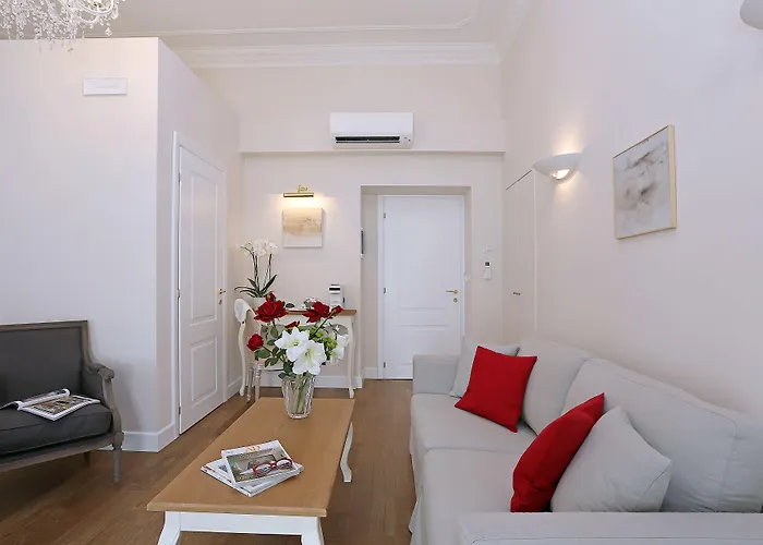 Spagna Art & Suites - Ca Domus Collection Rzym