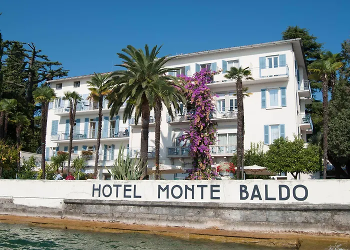 Hotel Monte Baldo E Villa Acquarone Gardone Riviera