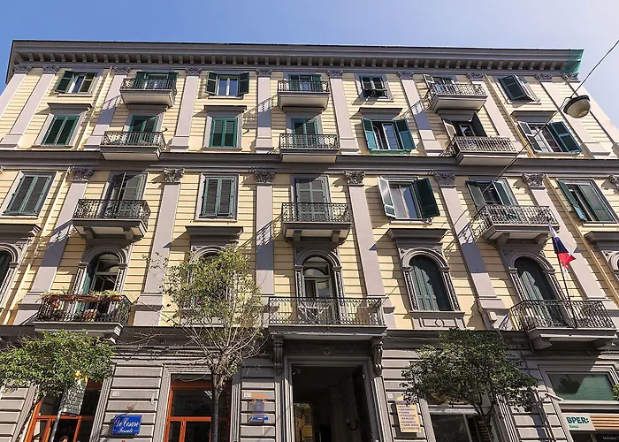 Bed and Breakfast Be Italian Flat Duomo 319 Neapol