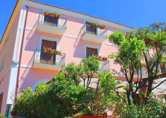 Hotels in Sapri