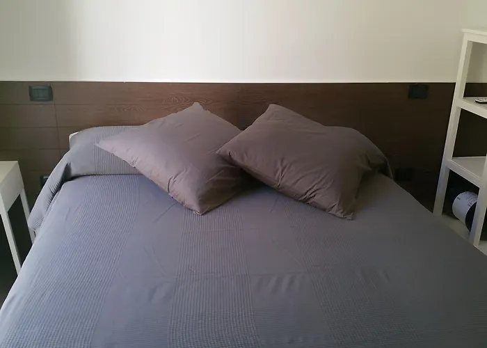 Hotel Centro Storico - Fermata Montesanto Neapol