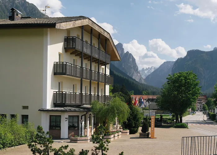 Hotel Chasca Living Dobbiaco