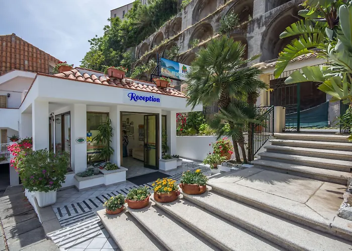 Le Roccette Mare Beach Hotel & Restaurant Tropea