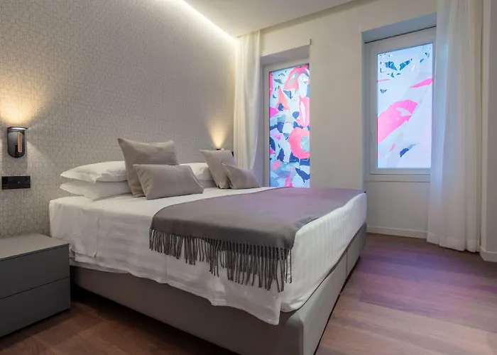 Sant'Ambrogio Apartments, Reception H24 Mediolan