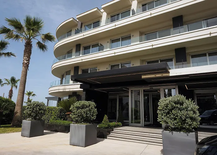 Hotel & Resort Tre Fontane Luxury Portici