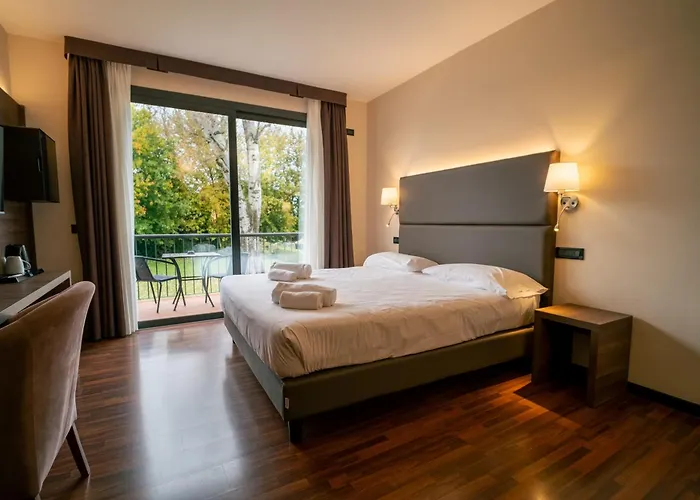 Yachting Hotel Mistral Sirmione