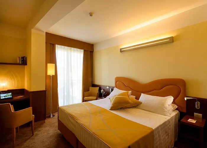 Color Hotel Style, Design & Gourmet Bardolino