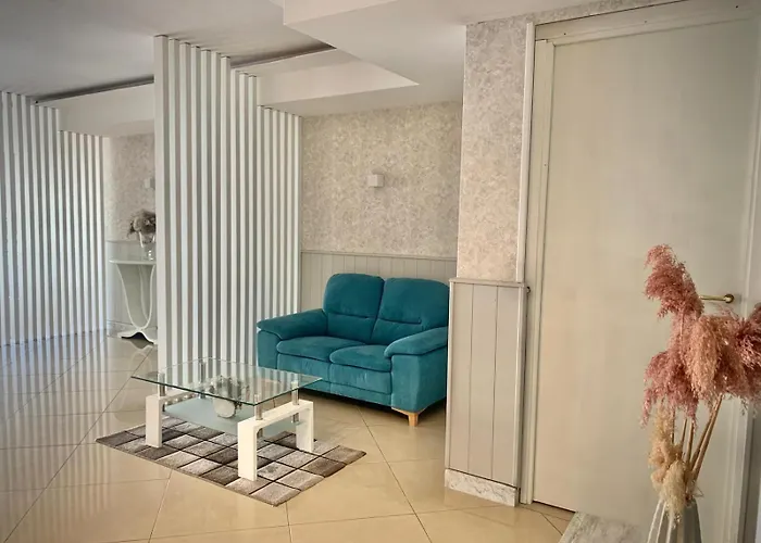 Aversa Hotels