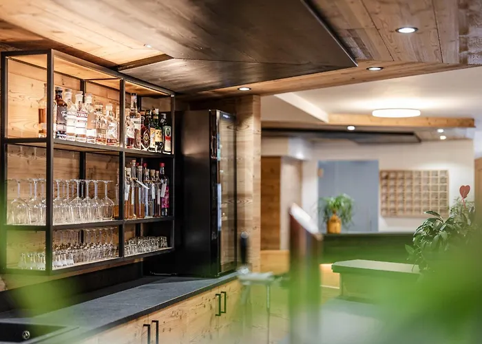 Gaia Residence Hotel Mezzana 