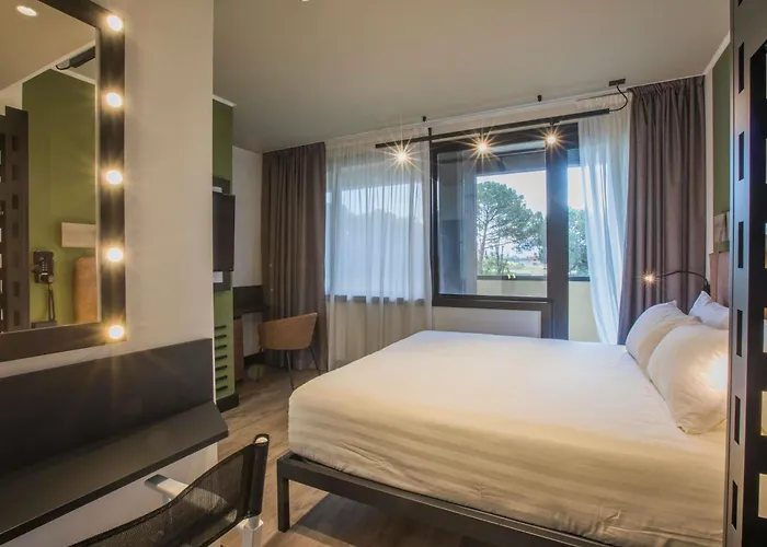 Mercure Roma Cinecittà