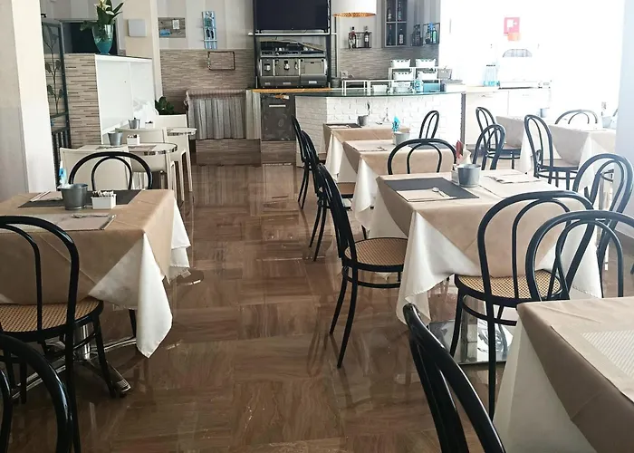 B&B - Meuble' - Hotel " Cordiale " Misano Adriatico