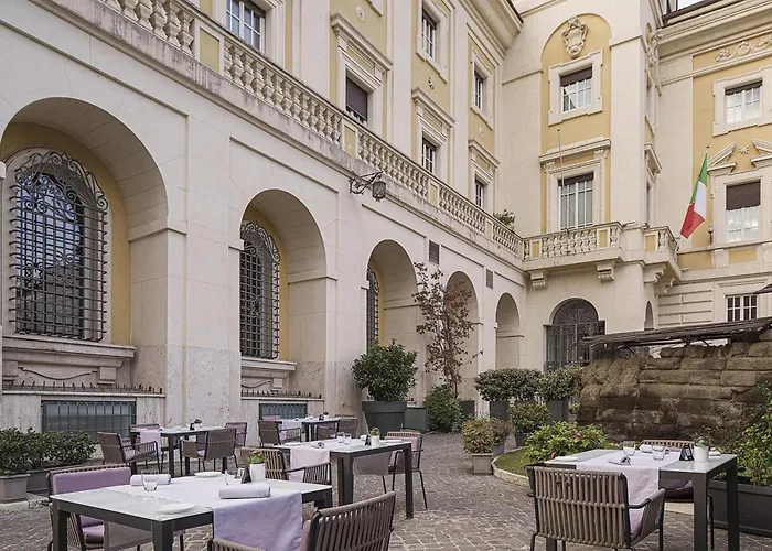 Hotel a cinque stelle a Roma
