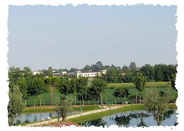 Caldogno Hotels