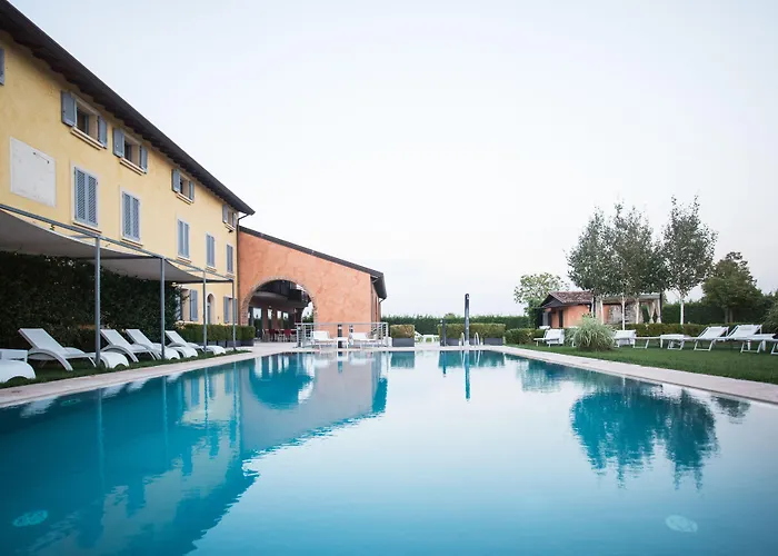 Hotel a LAKE GARDA