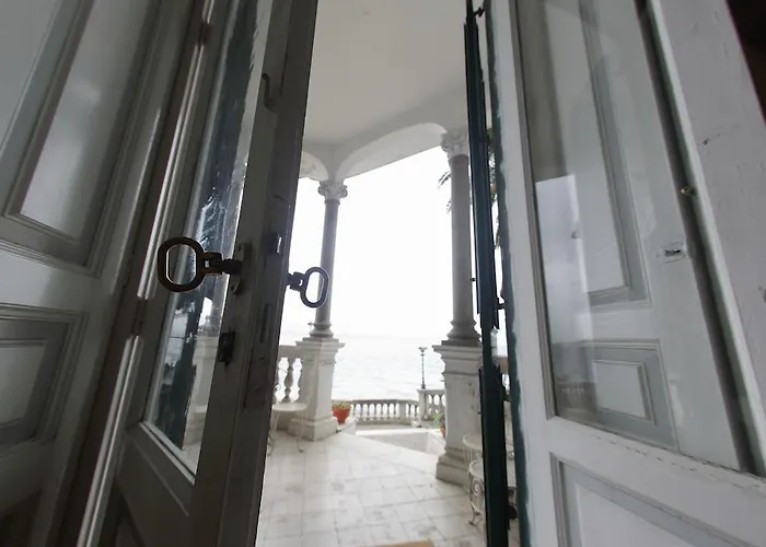 Town House Messina Paradiso