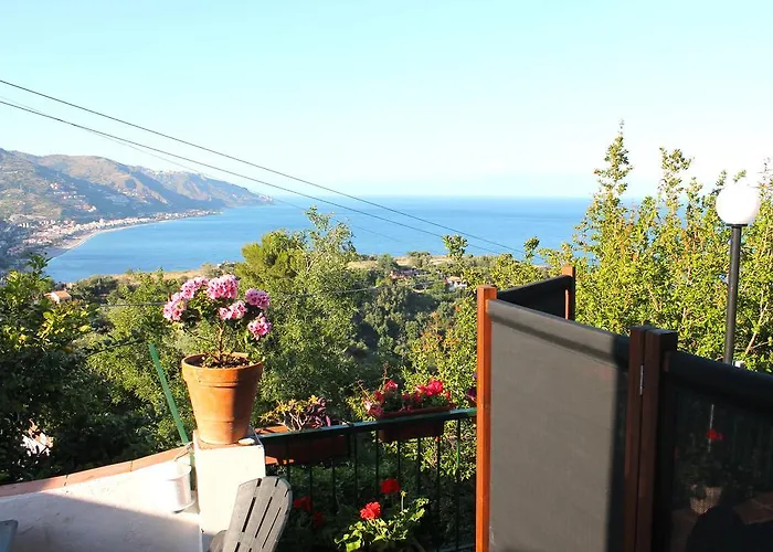 Bed and Breakfast La Via Del Mare Taormina