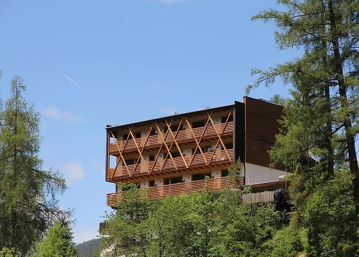 Bike & Ski Hotel Diana Karersee Nova Levante