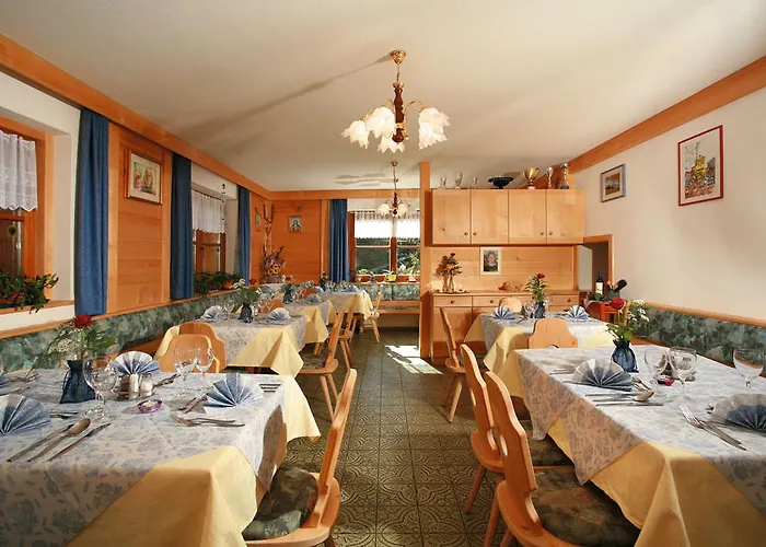 Gasthof Meierei Karersee