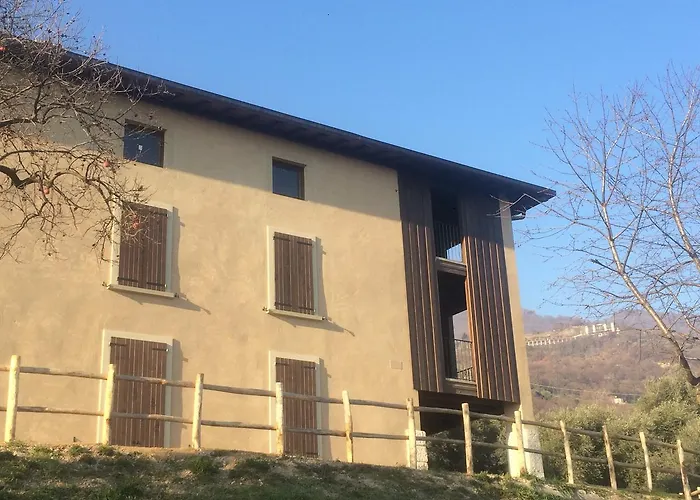 Cascina Varini Gargnano