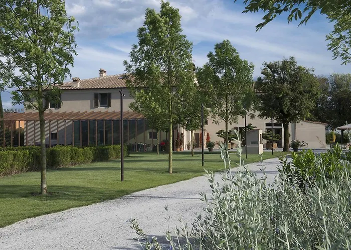 Campus Vannucci - Agriturismo In Citta Pistoia