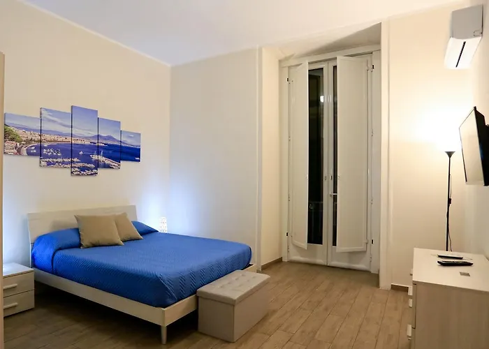 Apartcity Naples B&B