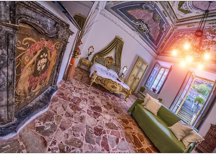 Villa Vinicia, Pool, Jacuzzi, Airco Domaso